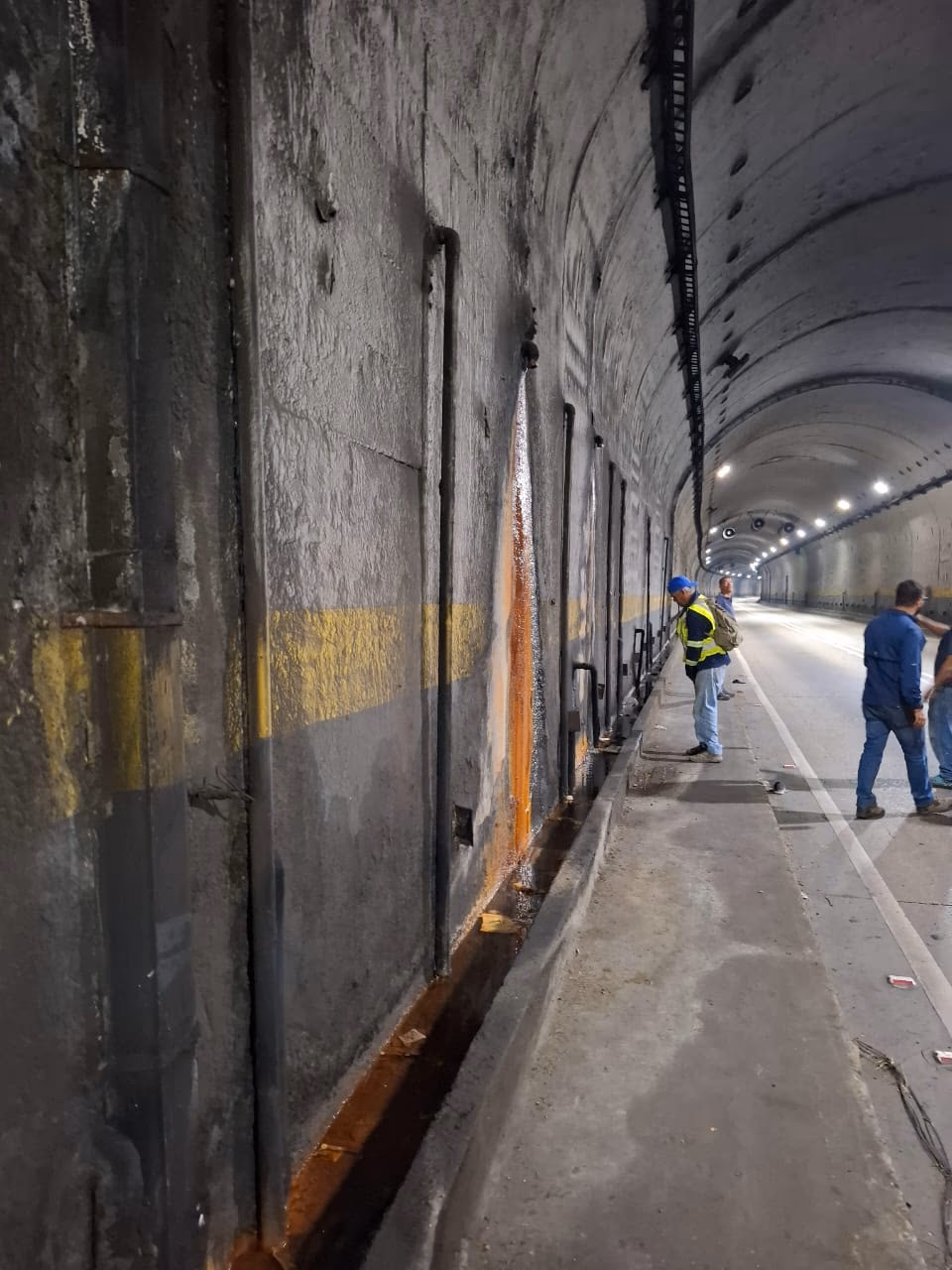 Reparación y rehabilitación de túnel — intervención técnica especializada